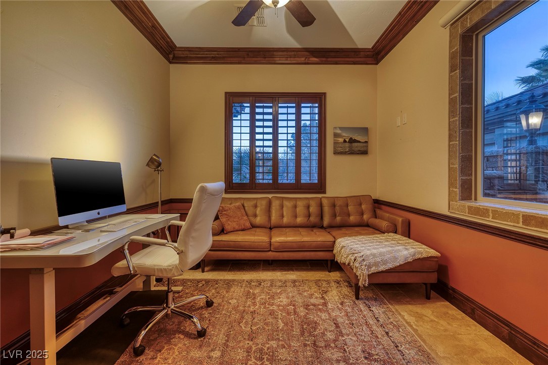 10 Via Potenza Court Property Photo 31
