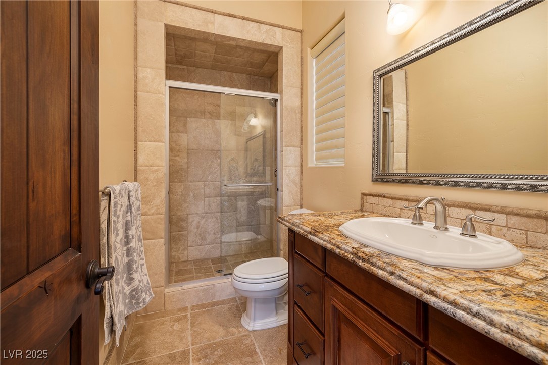 10 Via Potenza Court Property Photo 37