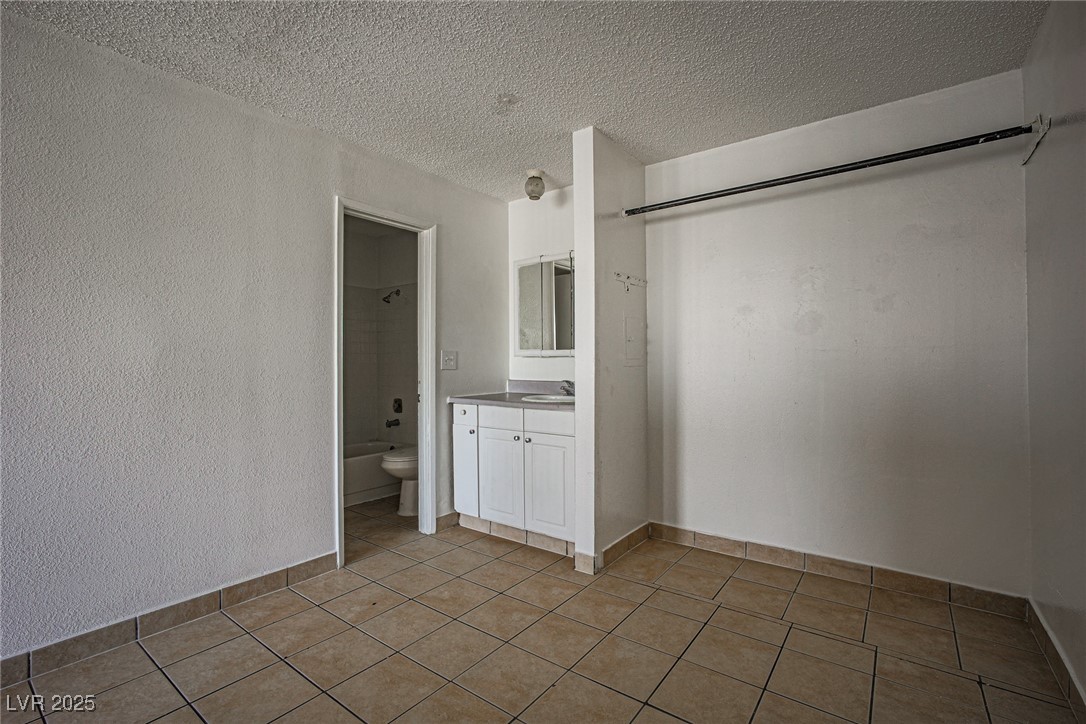 4600 University Center Drive 99 Property Photo 10