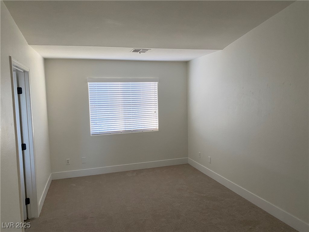 2621 Adelante Avenue 102 Property Photo 12