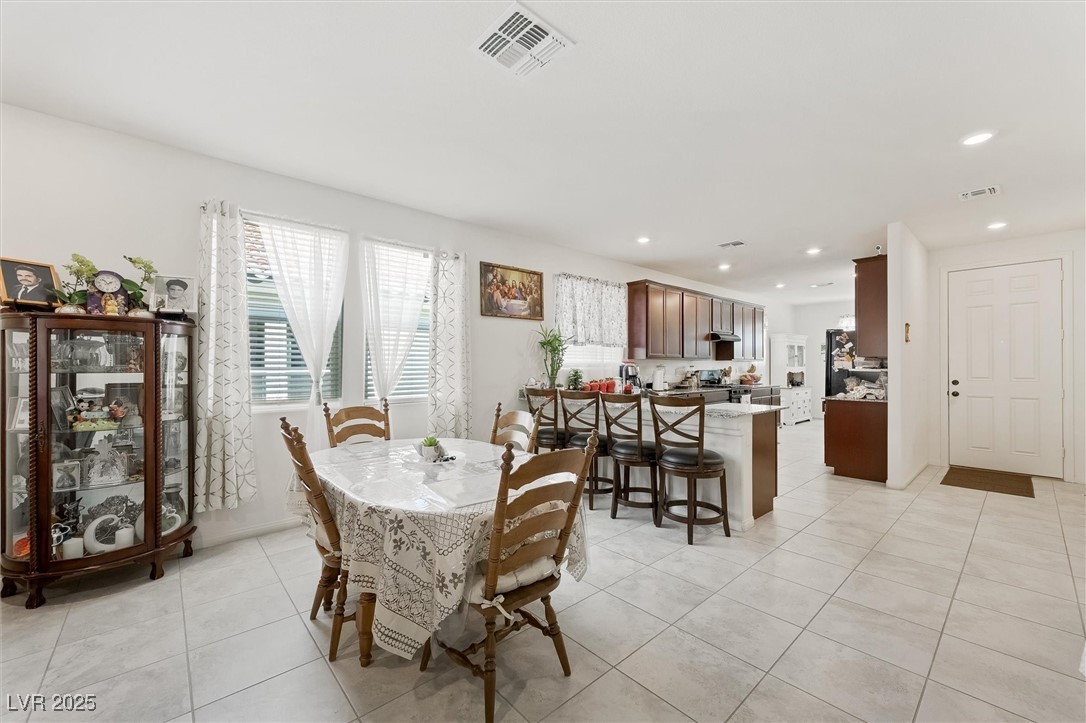 984 Brilliant Meadow Avenue Property Photo 36