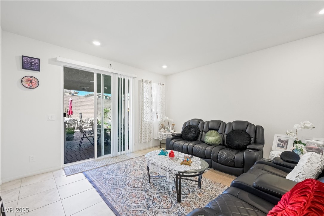 984 Brilliant Meadow Avenue Property Photo 40