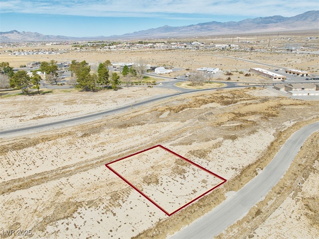 2220 East Ambush Street Property Photo 2