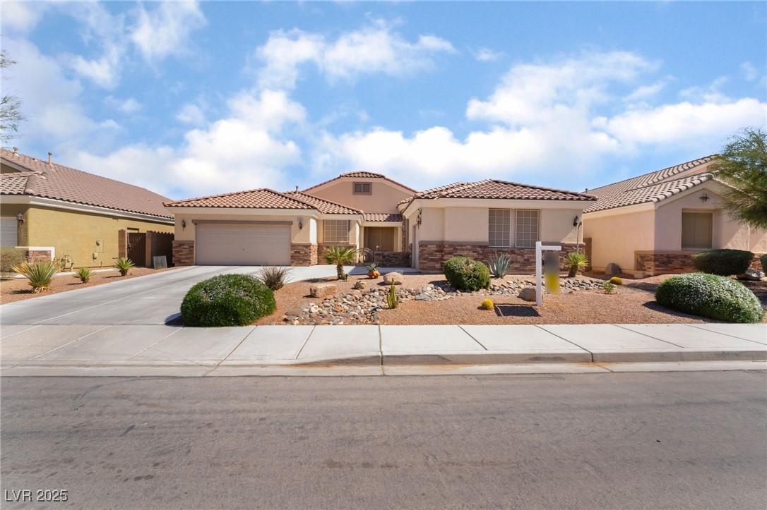 Cactus Hills Estate 1 Real Estate Listings Main Image
