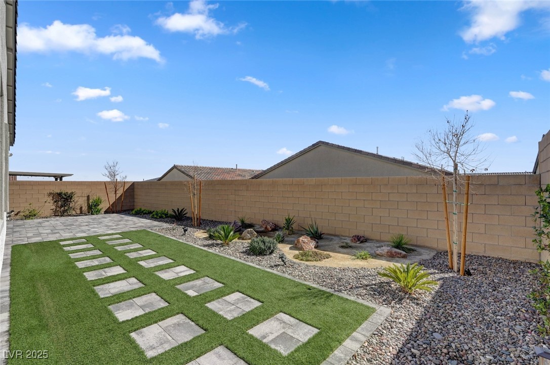 10197 Copper Meadow Avenue Property Photo 43