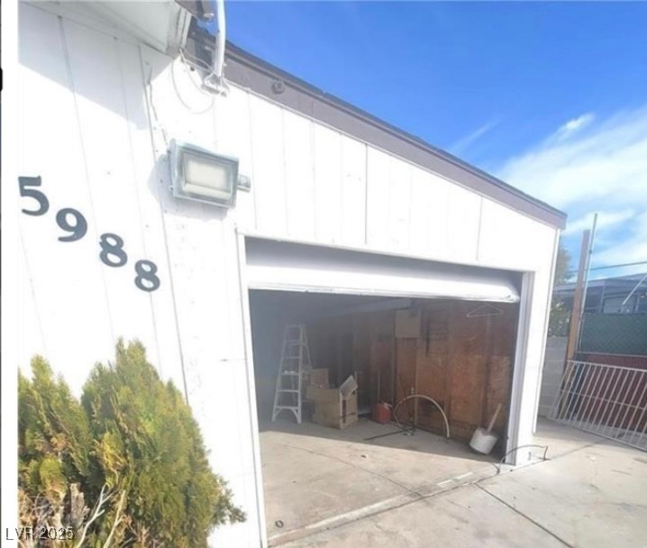 5988 Castlemont Avenue Property Photo 3