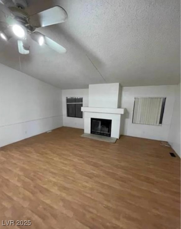 5988 Castlemont Avenue Property Photo 6