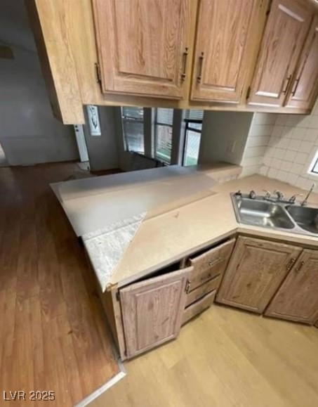 5988 Castlemont Avenue Property Photo 10