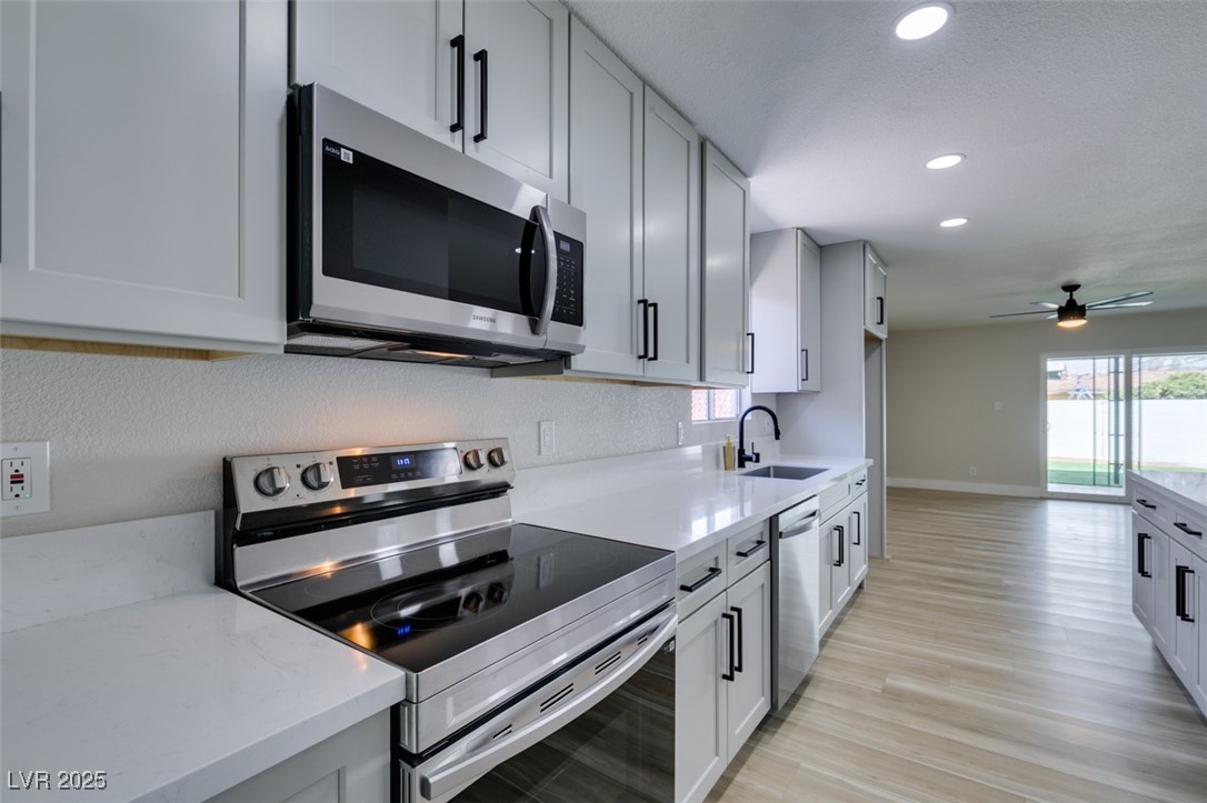5800 Balzar Avenue Property Photo
