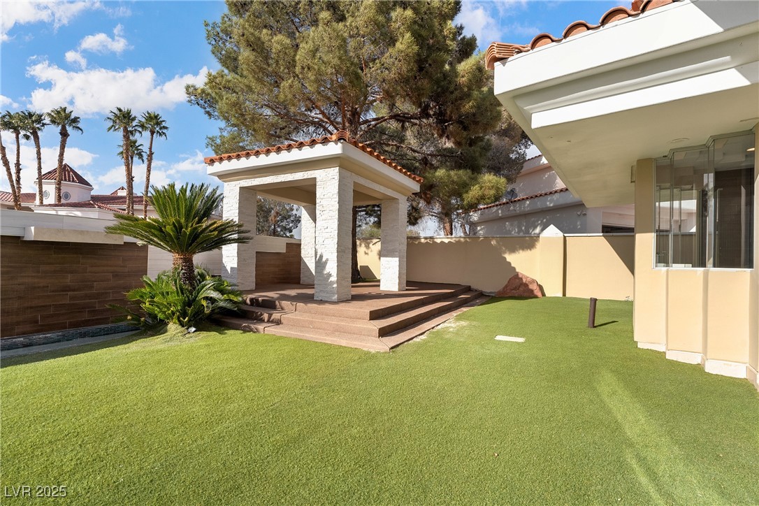 42 Sawgrass Court Property Photo 9