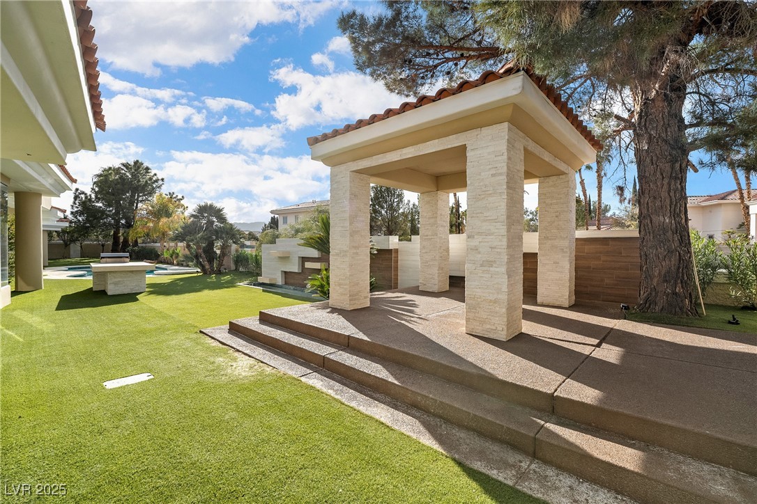 42 Sawgrass Court Property Photo 10