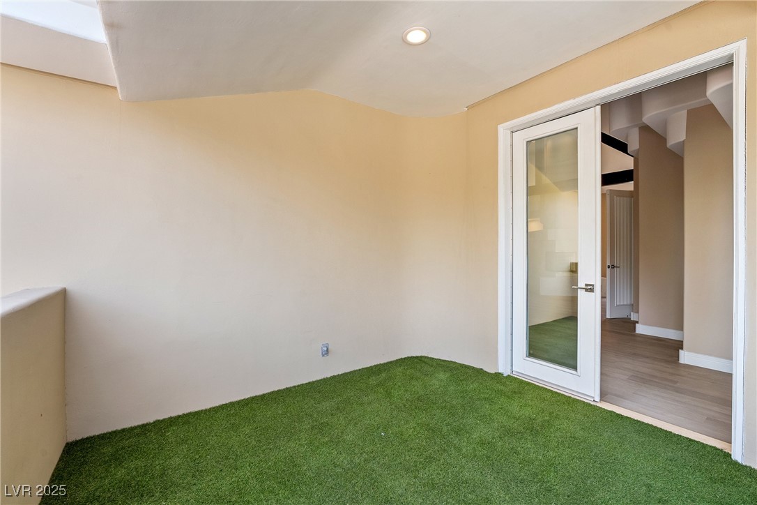42 Sawgrass Court Property Photo 40