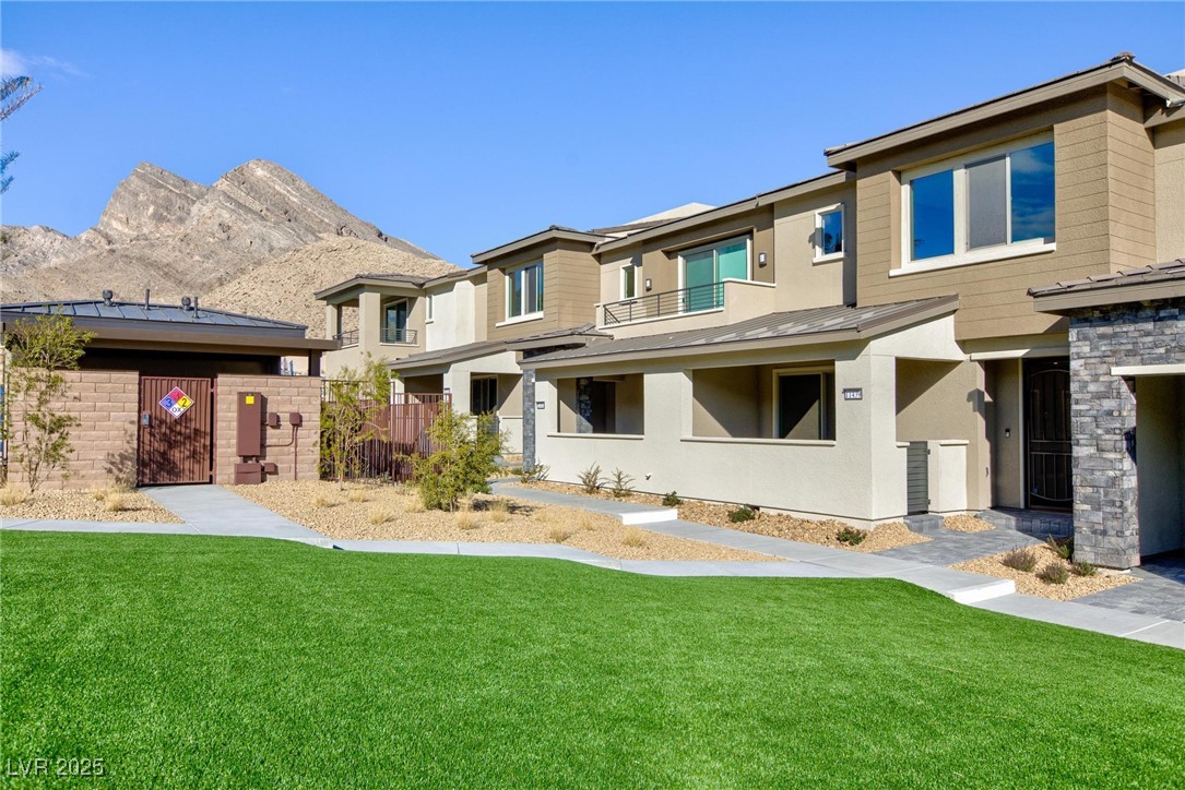 11439 Peak Landing Avenue Property Photo 1