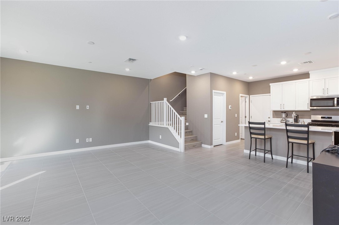 11439 Peak Landing Avenue Property Photo 7