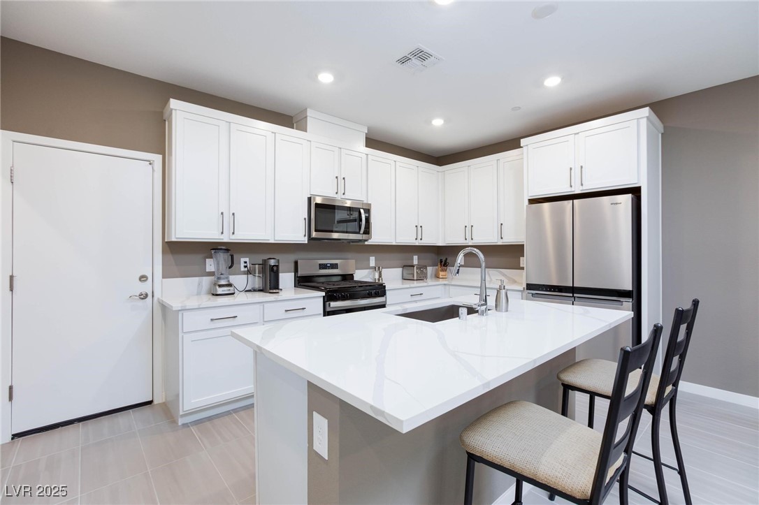 11439 Peak Landing Avenue Property Photo 11