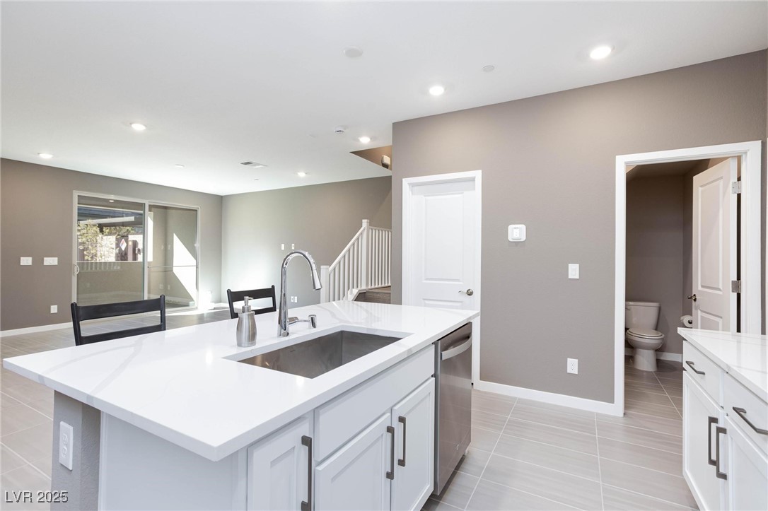11439 Peak Landing Avenue Property Photo 13