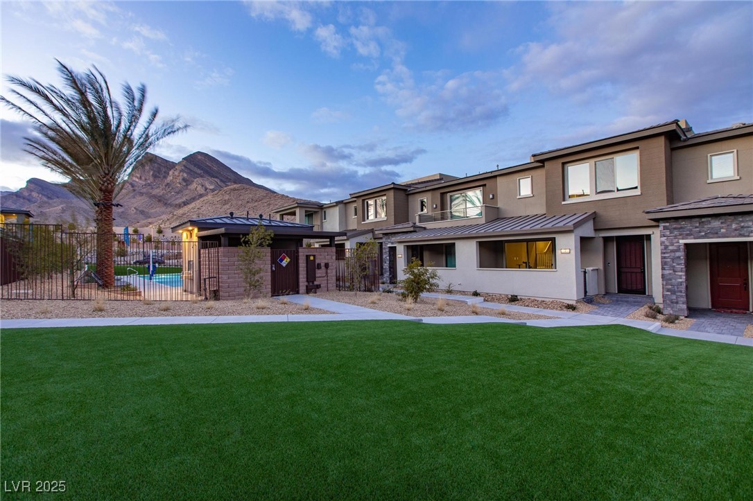 11439 Peak Landing Avenue Property Photo 35