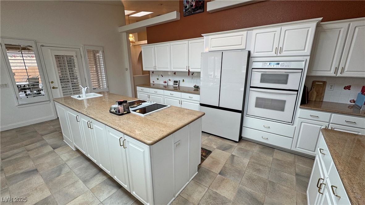 1211 Bourbon Street Property Photo 26