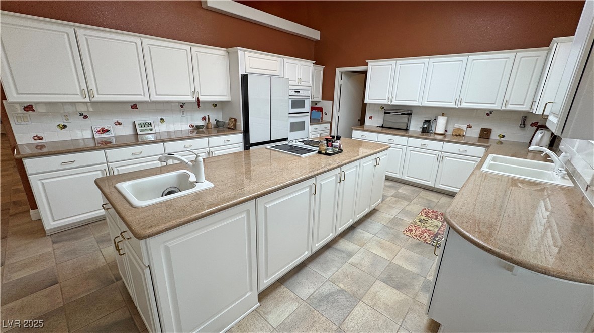 1211 Bourbon Street Property Photo 27