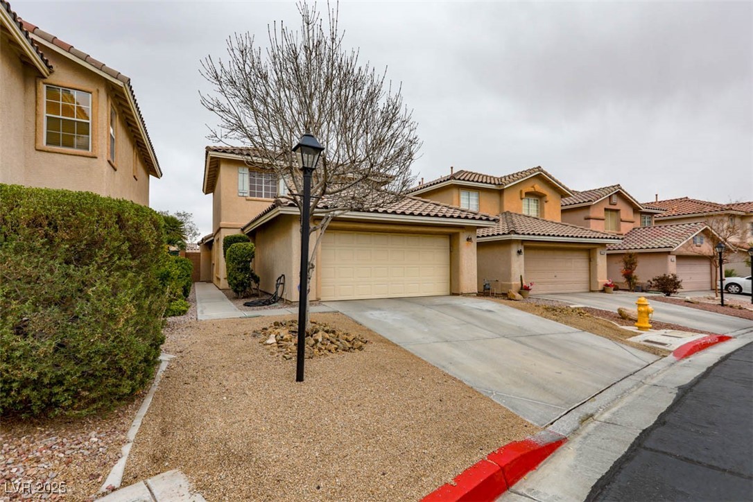 544 Aspen Leaf Street Property Photo