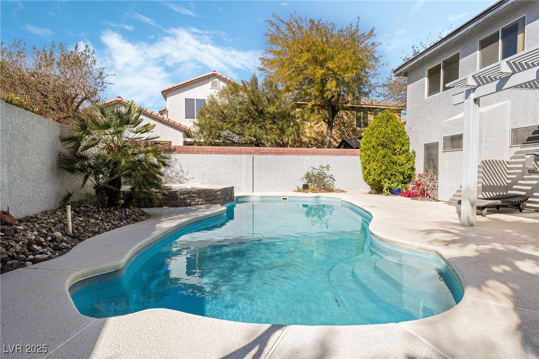 6695 Shadow Cove Avenue Property Photo