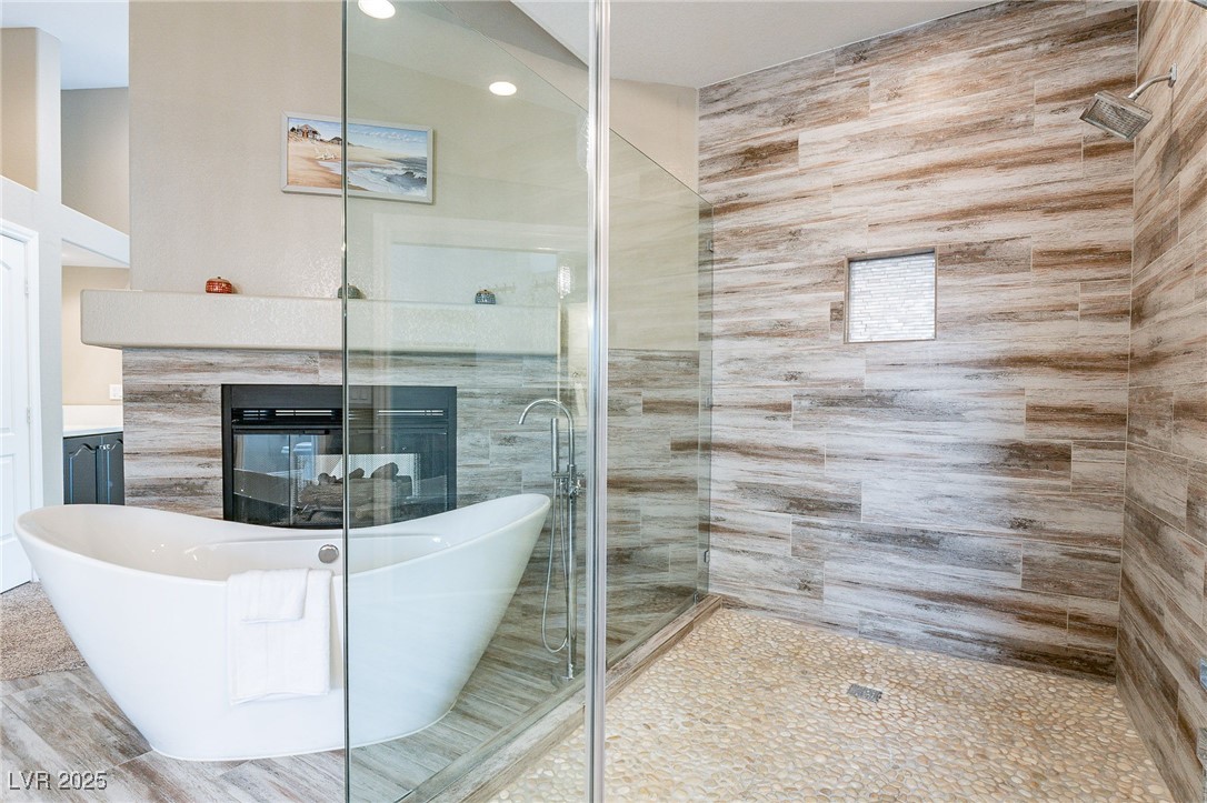 8100 Lake Hills Drive Property Photo 42