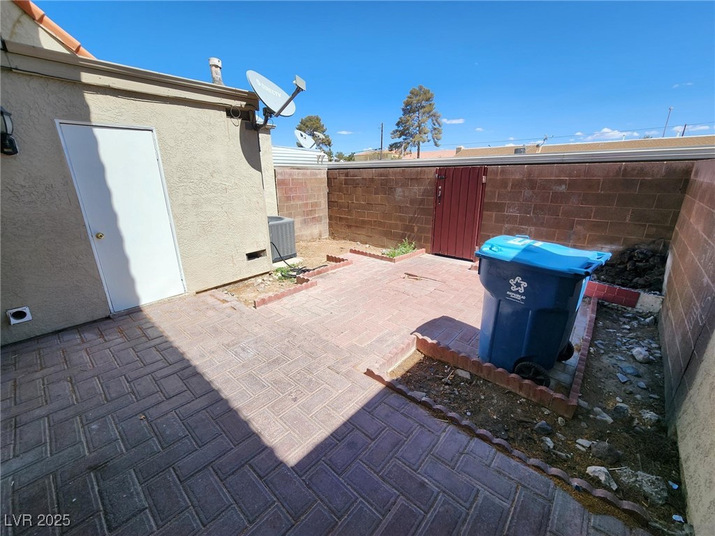 2551 Paradise Village Way Property Photo 35