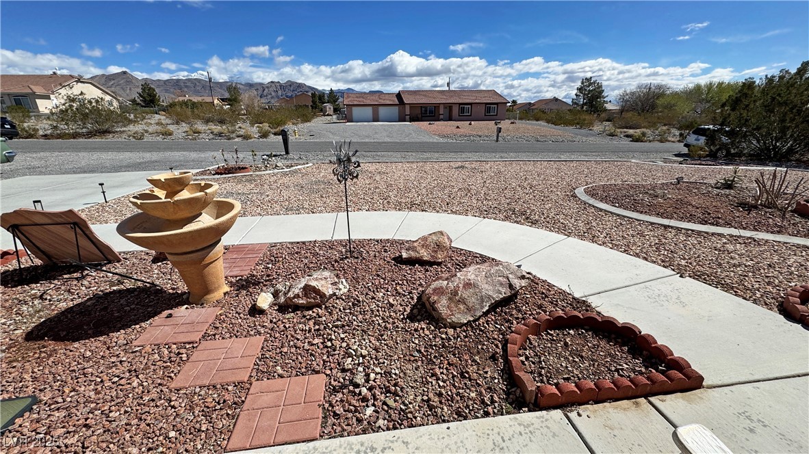 2300 South Washoe Avenue Property Photo 2