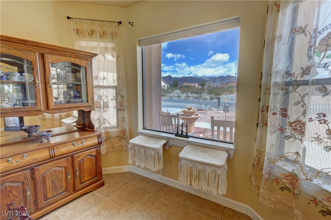 2300 South Washoe Avenue Property Photo 15