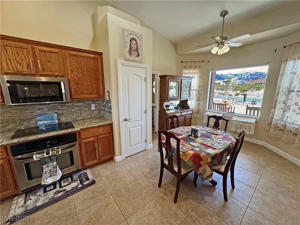 2300 South Washoe Avenue Property Photo 22
