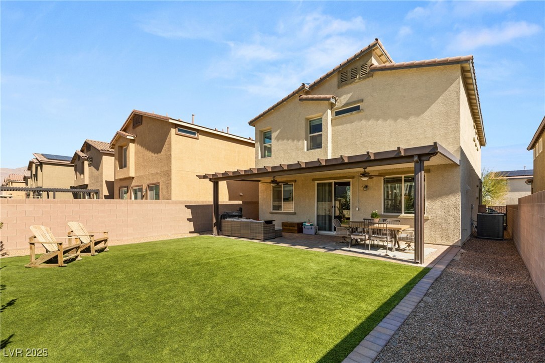7717 Rosebark Cliffs Street Property Photo 4