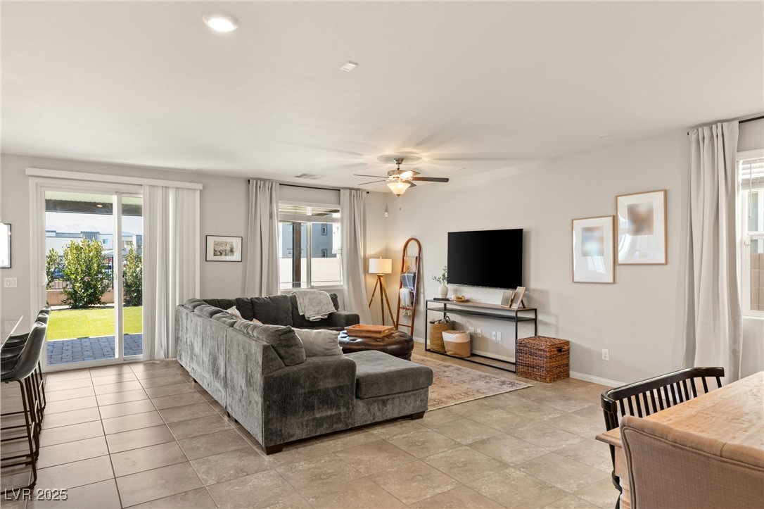 7717 Rosebark Cliffs Street Property Photo 8