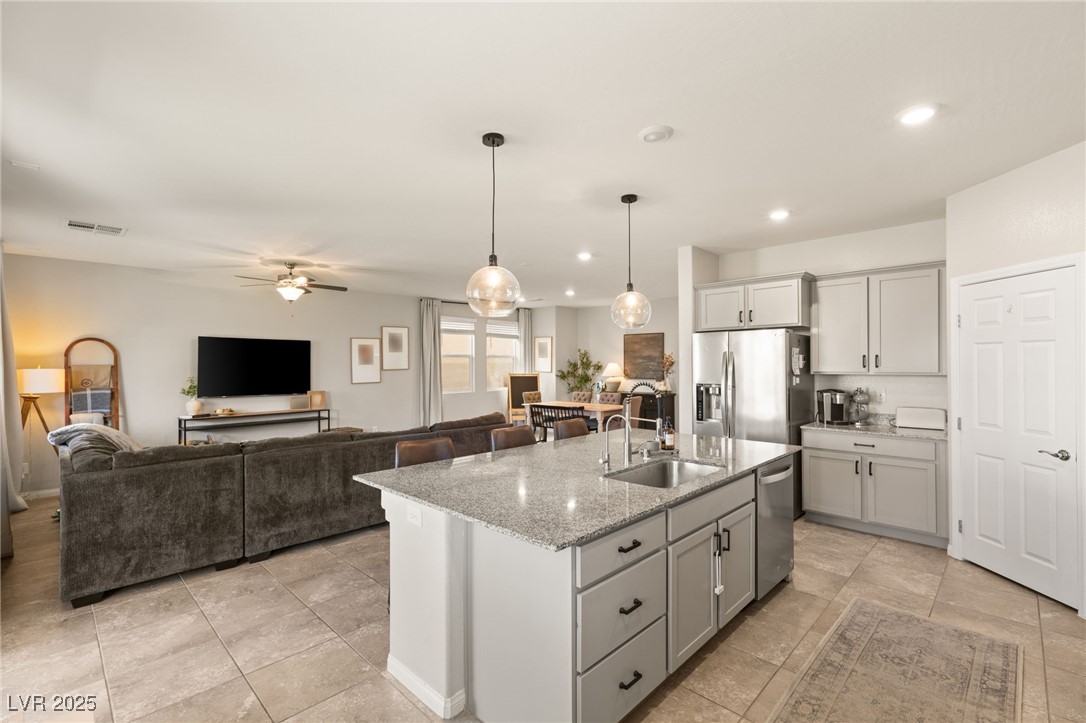 7717 Rosebark Cliffs Street Property Photo 15