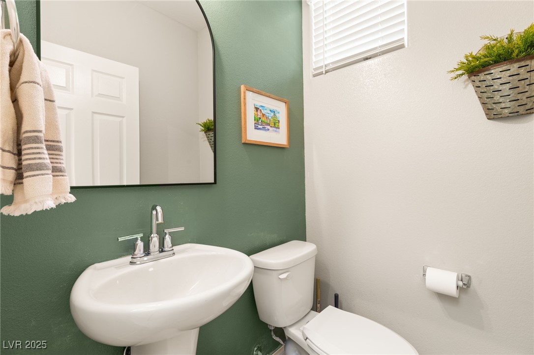 7717 Rosebark Cliffs Street Property Photo 16