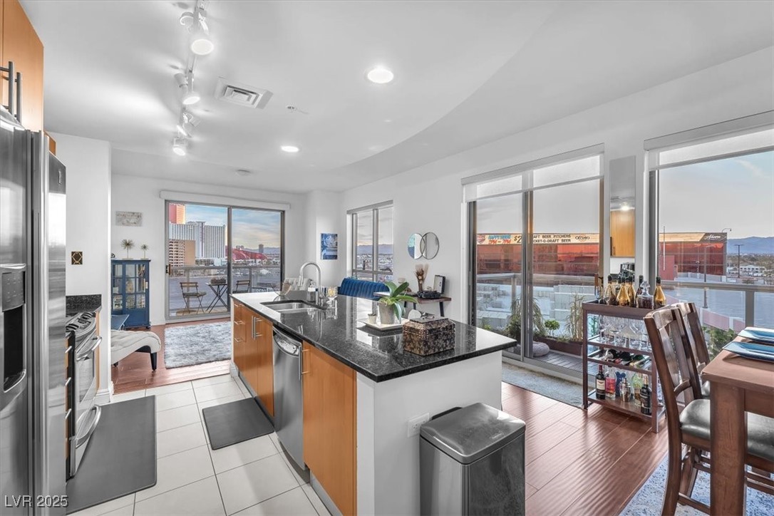 200 West Sahara Avenue 801 Property Photo 14