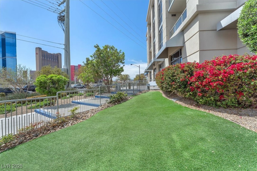 200 West Sahara Avenue 801 Property Photo 42