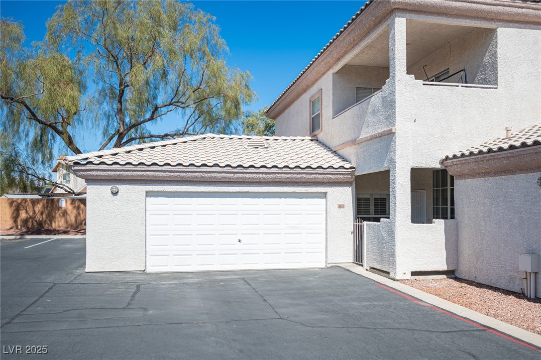 6704 Dorita Avenue 101 Property Photo 1