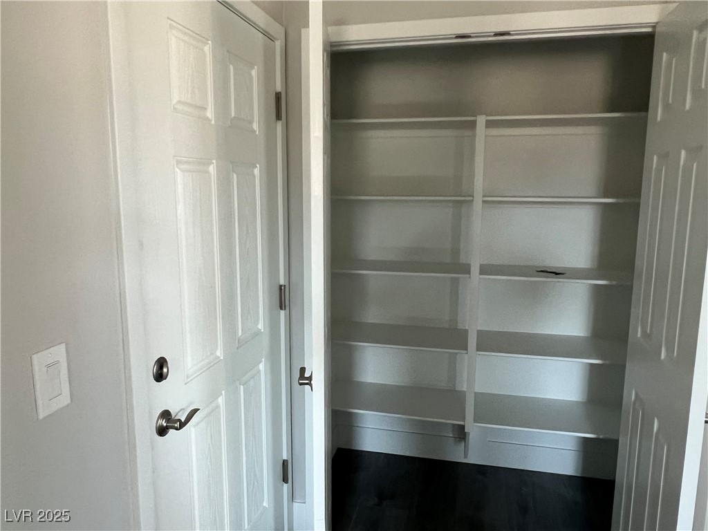 2530 South Tecumseh Avenue Property Photo 18
