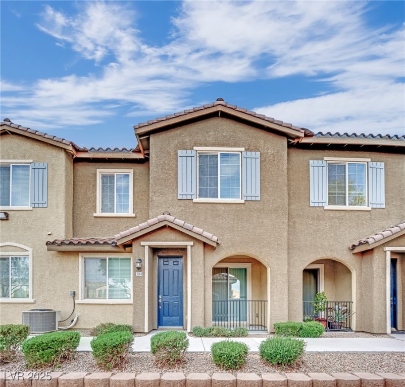 8520 Insignia Avenue 104 Property Photo 1