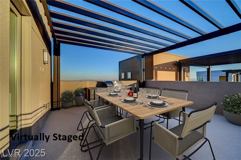 654 Spotted Falcon Street Property Photo 1