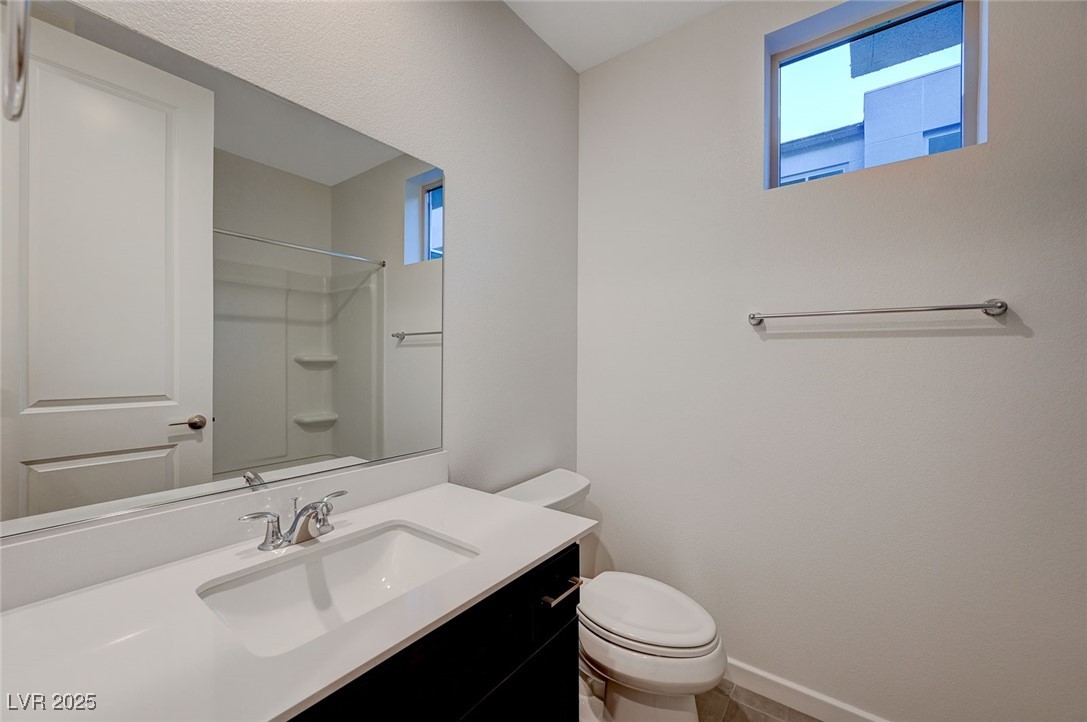 654 Spotted Falcon Street Property Photo 12