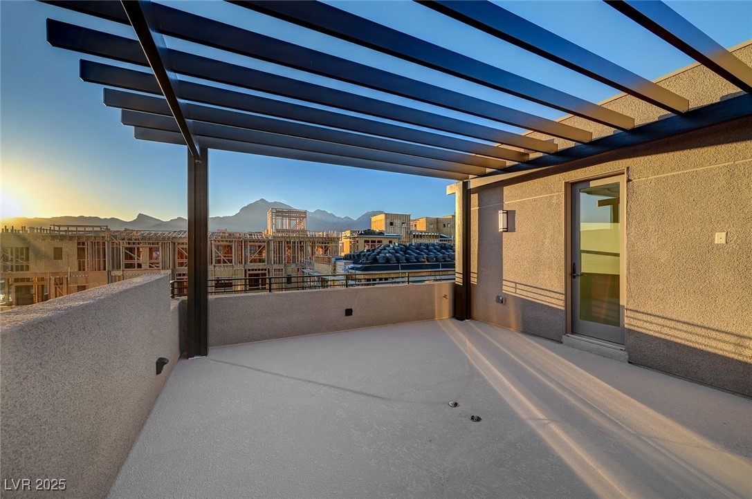 654 Spotted Falcon Street Property Photo 51