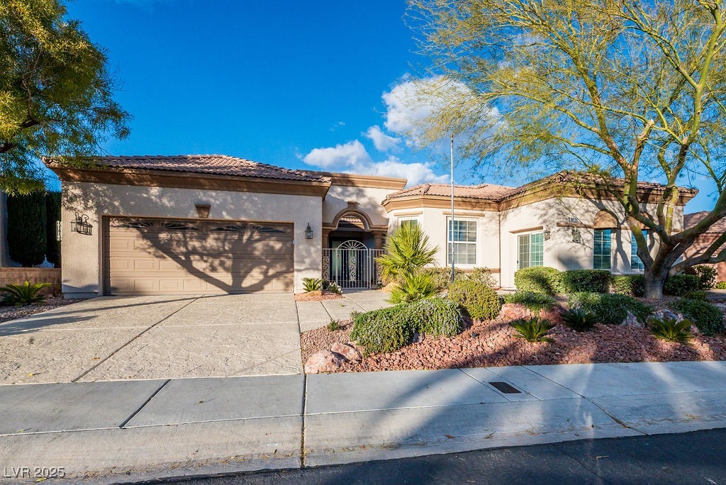 10534 Mandarino Avenue Property Photo 1