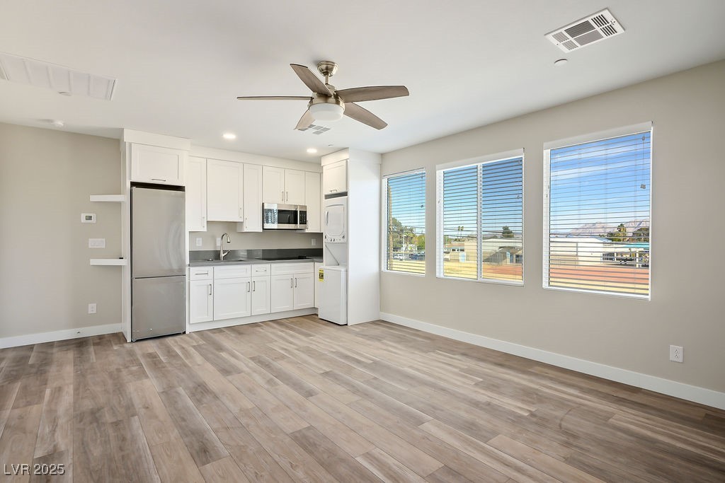 1327 South 8th Studio Street Property Photo