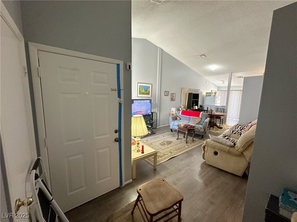 2266 Carved Canyon Lane Property Photo 4