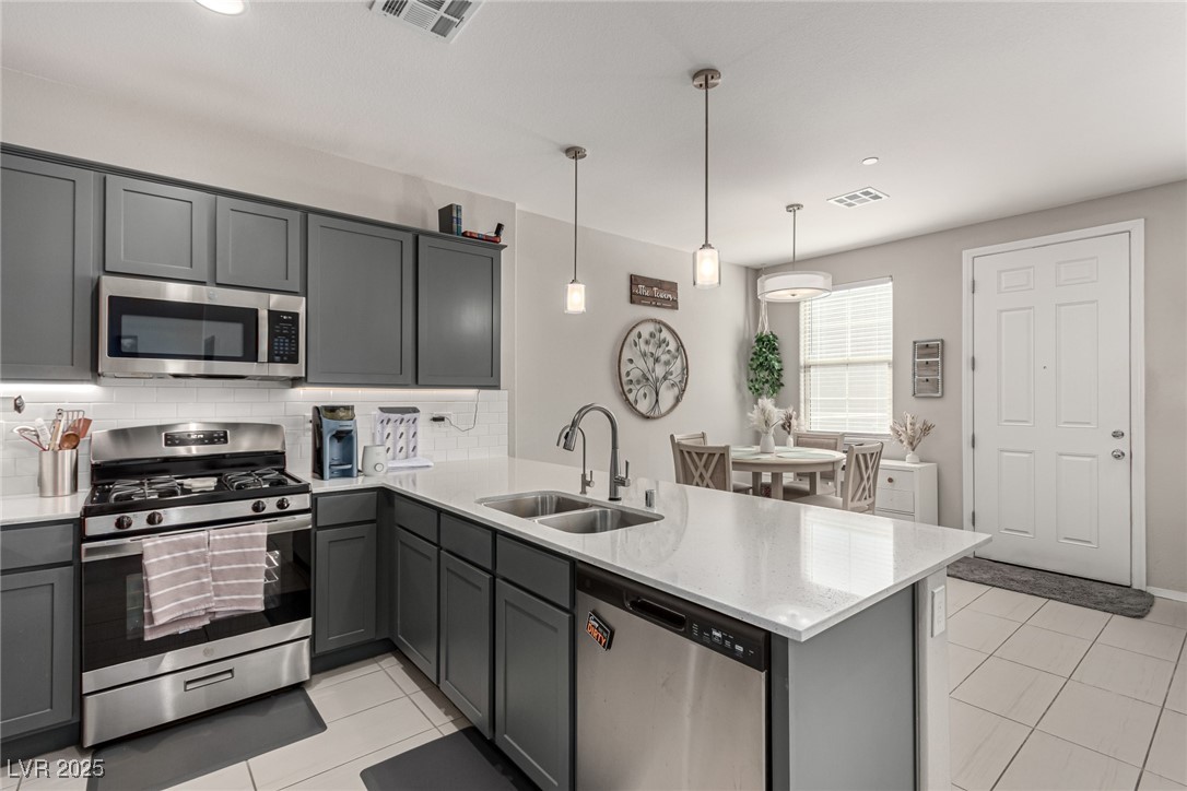 703 Sleeping City Avenue Property Photo 14