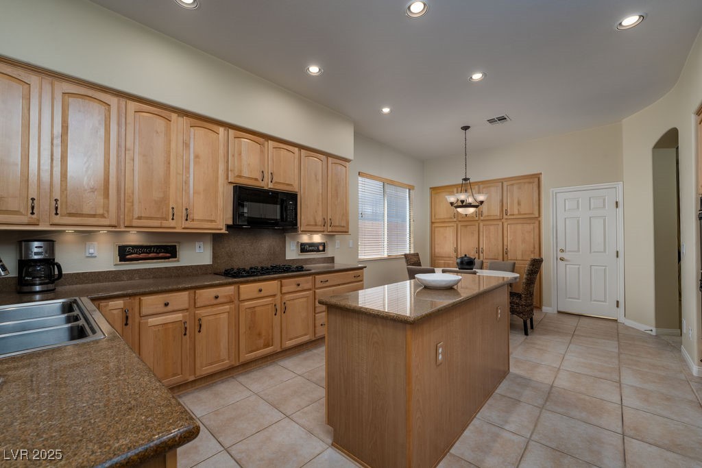504 Pinnacle Heights Lane Property Photo 17