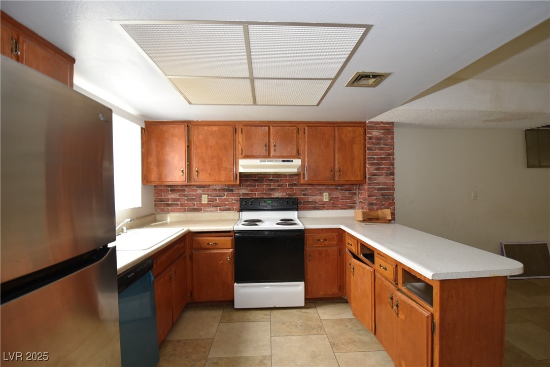 5612 West Lake Mead Boulevard Property Photo 1
