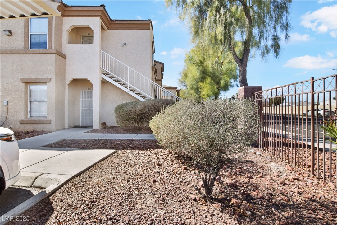 Blackhorse Condo Real Estate Listings Main Image