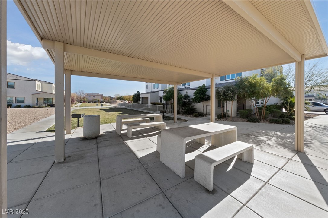 3541 Arcadian Sea Street Property Photo 27